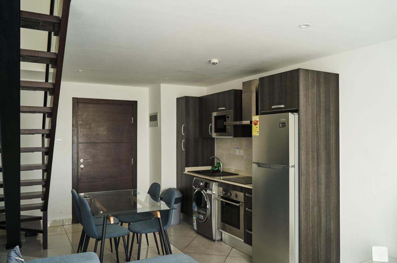 Appartamento Embassy Gardens Deluxe Accra Esterno foto